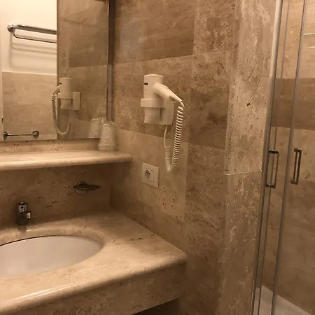 Hotell Riviera