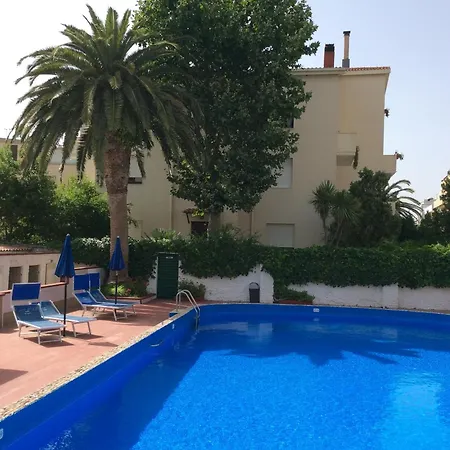 Hotell Riviera 4*