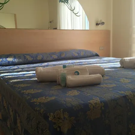 Hotell Riviera 4*