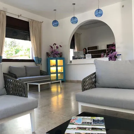 Riviera Hotell 4*